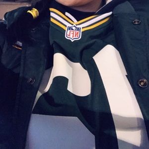 Meet your Posher, Charly